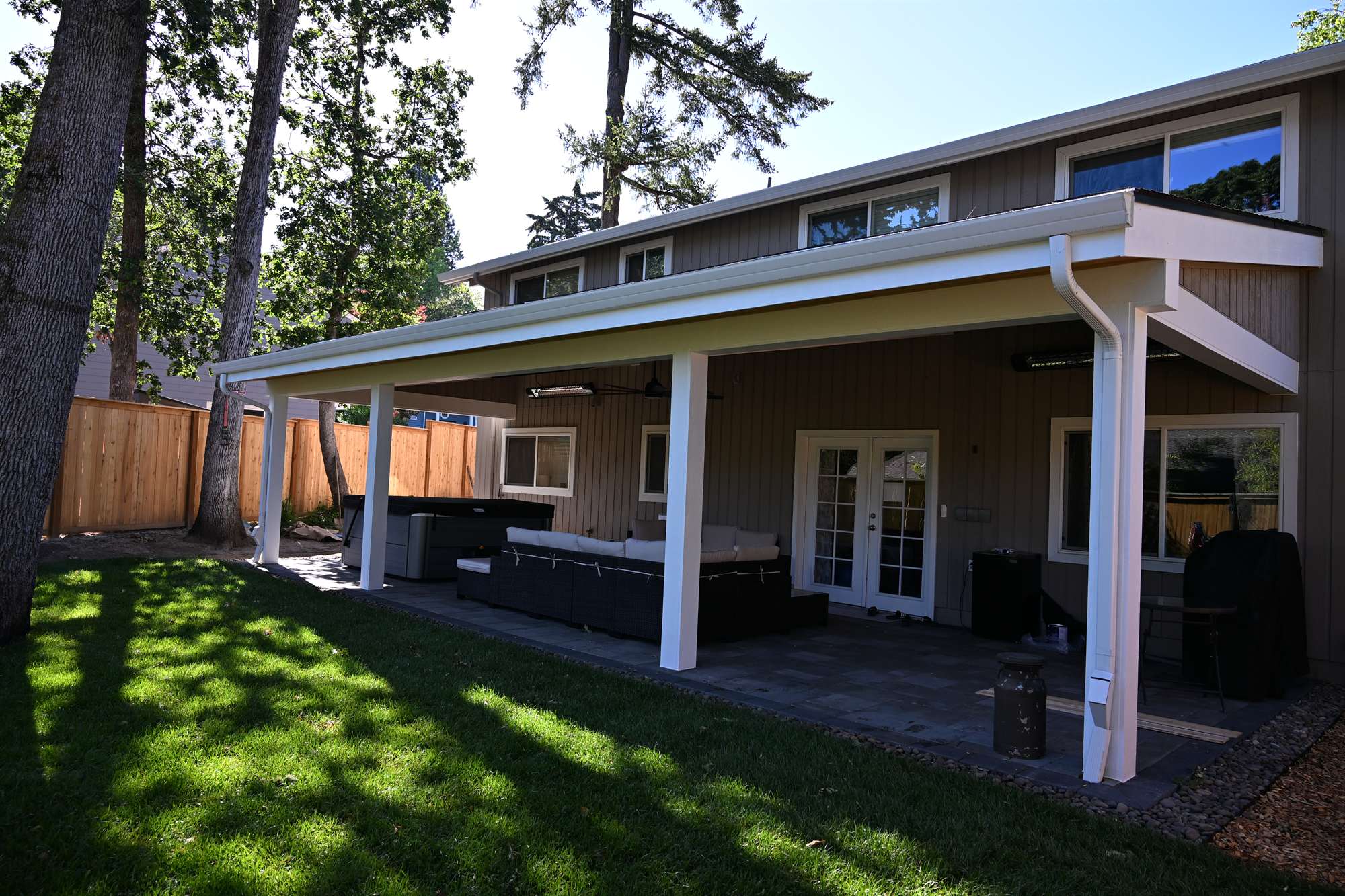 Yant Residence